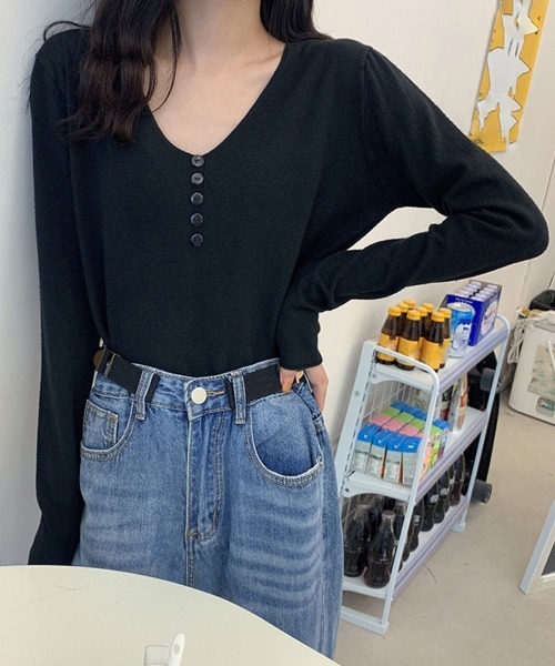 Miniministore(ミニミニストア)の「Vネック ニットトップス レディース(シャツ/ブラウス・レディース・ホワイト/ベージュ/ブルー/イエロー/ラベンダー/ブラック・FREE)」の11枚目の写真
