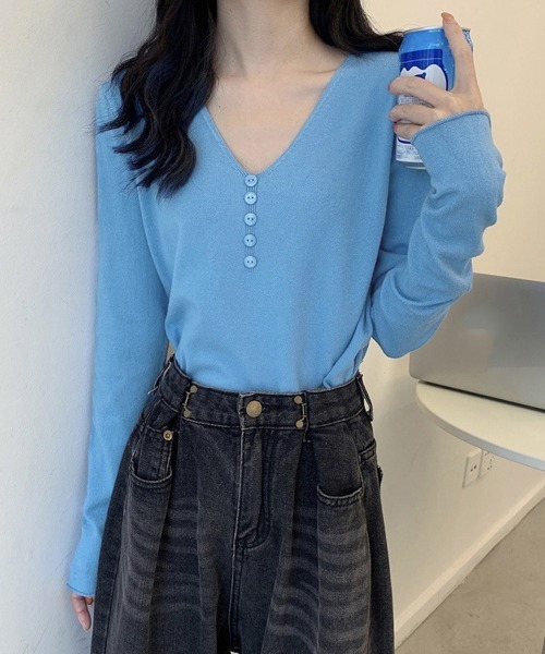 Miniministore(ミニミニストア)の「Vネック ニットトップス レディース(シャツ/ブラウス・レディース・ホワイト/ベージュ/ブルー/イエロー/ラベンダー/ブラック・FREE)」の17枚目の写真