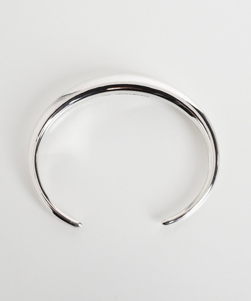 ISOLATION（アイソレーション）の「【ISOLATION / アイソレーション】Silver925 Bold Bangle / シルバー925 ボールドバングル（バングル/リストバンド・レディース・ゴールド・S/M）」の7枚目の写真