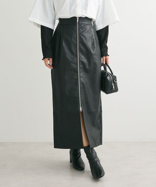 ELENCARE DUE（エレンカーレデュエ）の「・ELENCARE　DUE合成皮革W-ZIPスカート（スカート・レディース・アイボリー/ブラック・FREE）」の2枚目の写真
