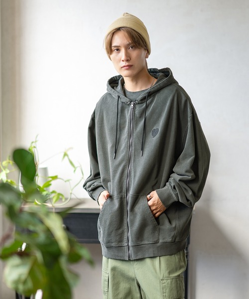 SIDEWAY STANCE（サイドウェイスタンス）の「【SIDEWAY STANCE】ピグメント 刺しゅうデザイン スウェット ジップパーカー（パーカー・メンズ・ブラック/ブラウン系/ブラウン/ブラック系・SMALL/MEDIUM/LARGE/X-LARGE）」の7枚目の写真