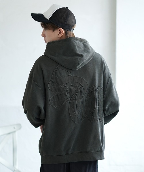 SIDEWAY STANCE（サイドウェイスタンス）の「【SIDEWAY STANCE】ピグメント 刺しゅうデザイン スウェット ジップパーカー（パーカー・メンズ・ブラック/ブラウン系/ブラウン/ブラック系・SMALL/MEDIUM/LARGE/X-LARGE）」の16枚目の写真