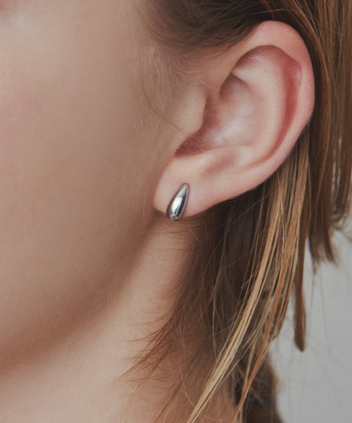 ciite' surgical stainless(シーテサージカルステンレス)の「【 金属アレルギー対応 】ドロップミニピアス サージカルステンレス (両耳用)(ピアス(両耳用)・レディース・シルバー/ゴールド・FREE)」の1枚目の写真