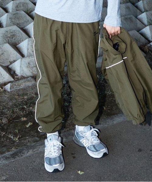 GLAZOS（グラソス）の「【大人向けサイズあり】【セットアップ対応】【あったか】ナイロン起毛裏地付きジョガーパンツ（その他パンツ・キッズ・ネイビー/カーキ/ブラック・S/M/L/LL）」の2枚目の写真