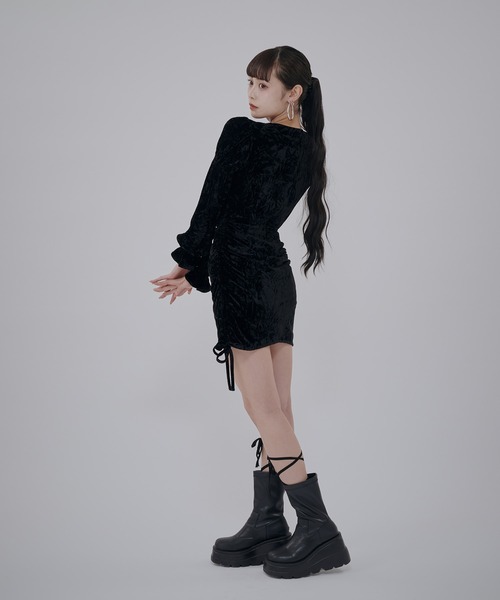 favclo.(ファブクロ)の「String Velor Mini dress / ストリングベロアミニドレス(ワンピース・レディース・カーキ/ブラック・MEDIUM/SMALL)」の13枚目の写真