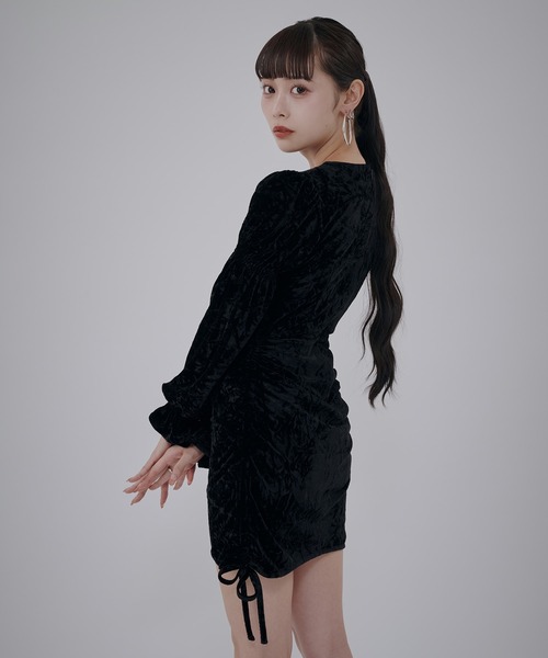 favclo.(ファブクロ)の「String Velor Mini dress / ストリングベロアミニドレス(ワンピース・レディース・カーキ/ブラック・MEDIUM/SMALL)」の16枚目の写真