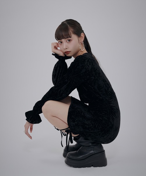 favclo.(ファブクロ)の「String Velor Mini dress / ストリングベロアミニドレス(ワンピース・レディース・カーキ/ブラック・MEDIUM/SMALL)」の20枚目の写真