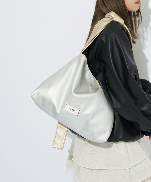 【セール】【GRAIN/グレイン】アシンメトリーハンドルトート #Smew(トートバッグ)|GRAIN(グレイン) 【セール】【GRAIN/グレイン】アシンメトリーハンドルトート #Smew(トートバッグ)|GRAIN(グレイン)