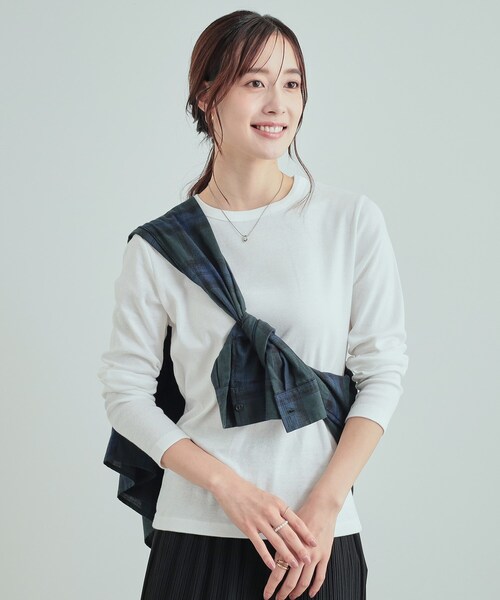 DRESKIP（ドレスキップ）の「【S-LL】頼れる1枚 フライスコットン クルーネックロンT（Tシャツ/カットソー・レディース・ダークブラウン/オフホワイト/ブラック/ライトベージュ・01/02/03/04）」の2枚目の写真