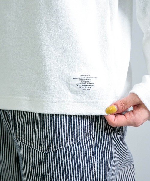 OMNIGOD（オムニゴッド）の「[OMNIGOD womens / オムニゴッド] パイル クルーネックTシャツ（Tシャツ/カットソー・レディース・グレイッシュベージュ/ホワイト/ネイビー・2/3）」の12枚目の写真