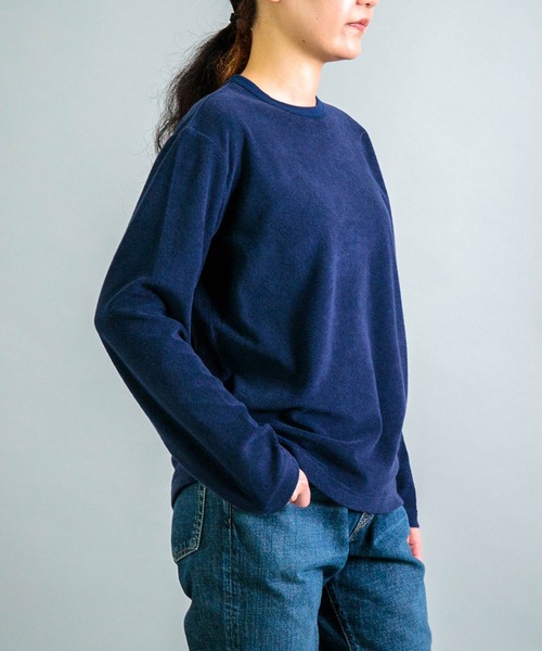 OMNIGOD（オムニゴッド）の「[OMNIGOD womens / オムニゴッド] パイル クルーネックTシャツ（Tシャツ/カットソー・レディース・グレイッシュベージュ/ホワイト/ネイビー・2/3）」の4枚目の写真