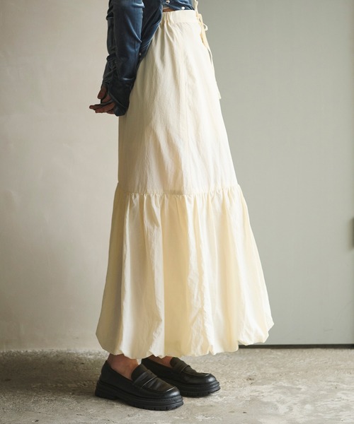 loin nuit(ロワンニュイ)の「ribbon balloon skirt / リボンバルーンスカート(スカート・レディース・アイボリー/ブラック・FREE)」の8枚目の写真