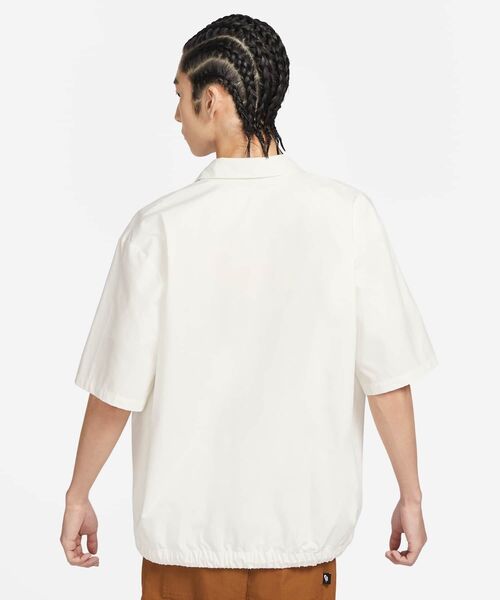 NIKE(ナイキ)の「ナイキ クラブ メンズ ショートスリーブ オックスフォード ボタンアップ シャツ / Nike Club Men's Short-Sleeve Oxford Button-Up Shirt FN3903-133 Sail(シャツ/ブラウス・メンズ・クリーム・2XL/L/M/S/XL)」の2枚目の写真