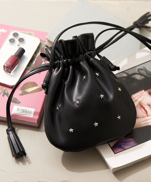 CIAOPANIC(チャオパニック)の「星スタッズタッセル巾着バッグ(ショルダーバッグ・レディース・ブラック/ブラウン/レッド・FREE)」の3枚目の写真