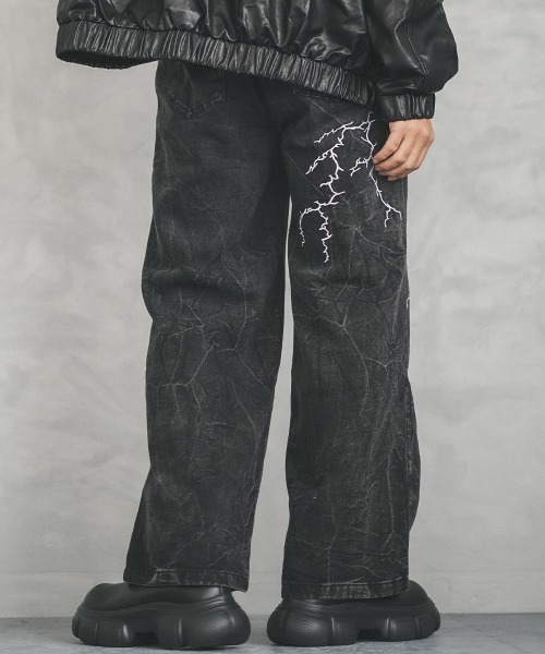 セール】Thunder embroidery design over wide denim pants