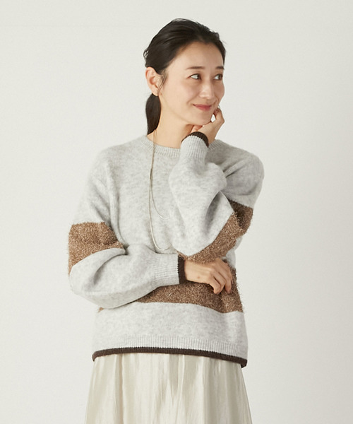 MELROSE claire（メルローズ クレール）の「【ラメフェザーバイカラープルオーバー】（ニット/セーター・レディース・ライトグレー/ブラック/ダークオレンジ・FREE）」の7枚目の写真