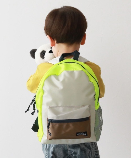 devirock（デビロック）の「ワクワク まいにちリュック お弁当固定プレート付き(9L)（バックパック/リュック・キッズ・ブラック系/ブルー系/オレンジ系/グレー系/パープル系・S）」の3枚目の写真