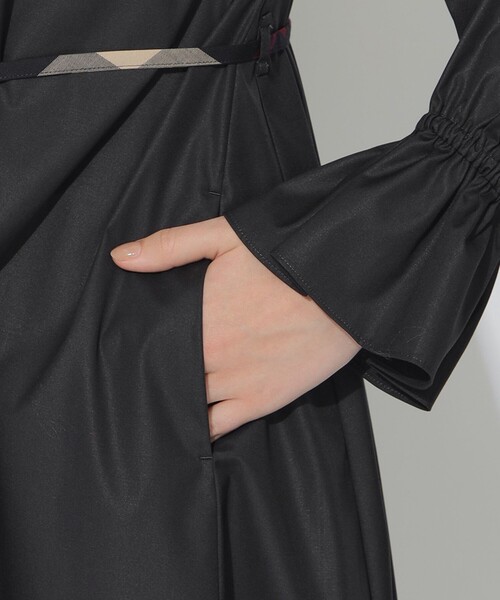 CB CRESTBRIDGE（シービークレストブリッジ）の「バックチェック切替シャツワンピース（ワンピース・レディース・ブラック/オフホワイト・S/M）」の11枚目の写真