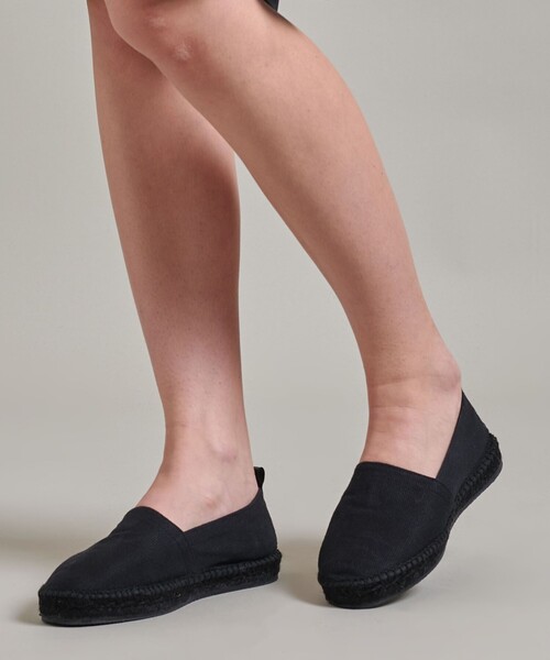 LOEFF（ロエフ）の「【別注】＜LA MANUAL ALPARGATERA＞アンクルリボン エスパドリーユ（スリッポン・レディース・ブラック・40/38/39/37）」の4枚目の写真