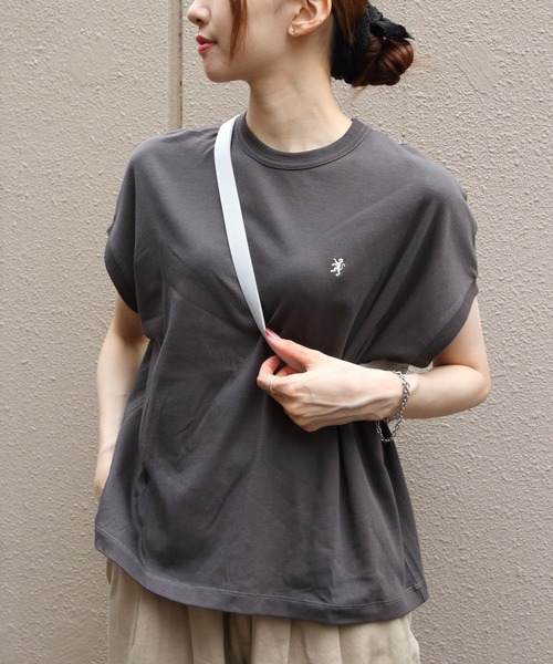GYMPHLEX（ジムフレックス）の「GYMPHLEX/ジムフレックス　クルーネックスリーブレスプルオーバー　CREWNECK SLEEVELESS P.O.　GY-C0361 FLK（Tシャツ/カットソー・レディース・ブラック/サックスブルー/グレイッシュベージュ/ホワイト/ライトグレー/ライトグリーン/チャコールグレー・14）」の4枚目の写真