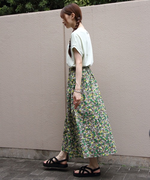 GYMPHLEX（ジムフレックス）の「GYMPHLEX/ジムフレックス　クルーネックスリーブレスプルオーバー　CREWNECK SLEEVELESS P.O.　GY-C0361 FLK（Tシャツ/カットソー・レディース・ブラック/サックスブルー/グレイッシュベージュ/ホワイト/ライトグレー/ライトグリーン/チャコールグレー・14）」の19枚目の写真