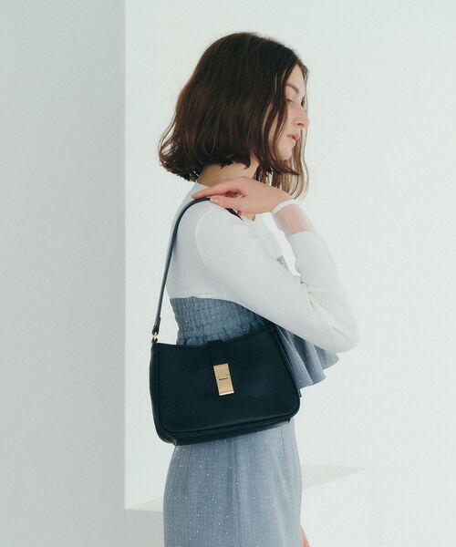 YECCA VECCA（イェッカヴェッカ）の「メタルポイントワンハンドルバッグ（ハンドバッグ・レディース・ブラック/その他6/ベージュ・FREE）」の12枚目の写真