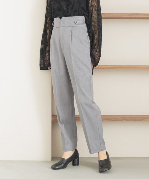 mysty woman(ミスティウーマン)の「【セットアップ着用可】ウエストベルトテーパードパンツ 320387(その他パンツ・レディース・ホワイト系その他/グレー/チャコールグレー・FREE)」の1枚目の写真