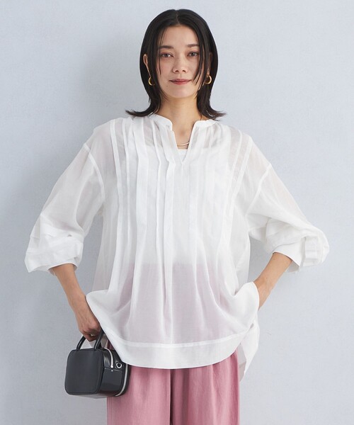 green label relaxing（グリーンレーベルリラクシング）の「ソデ タック ボリュームスリーブ ブラウス（シャツ/ブラウス・レディース・ブラック/ホワイト/コバルトブルー・FREE）」の2枚目の写真