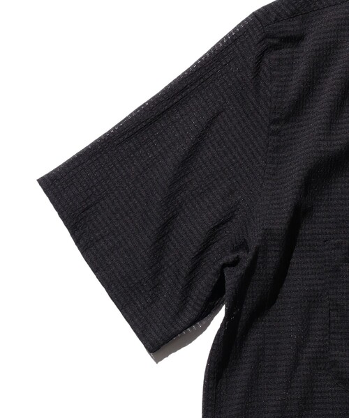 BEAMS PLUS(ビームスプラス)の「メッシュ オープンカラー シャツ(シャツ/ブラウス・メンズ・ミント/ブラック・M/XL/L/S)」の5枚目の写真