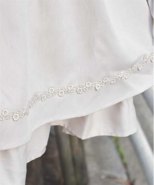 axes femme（アクシーズファム）の「プチフリルショートジャケット（テーラードジャケット・レディース・ブラック/ブルー/キナリ・FREE）」の12枚目の写真