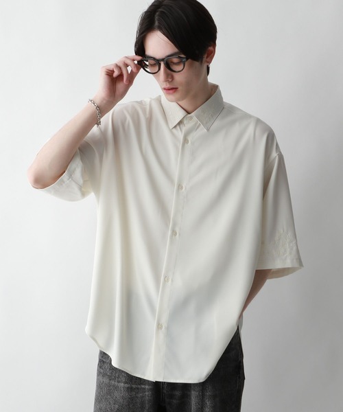 RAGEBLUE(レイジブルー)の「【LUXURY+EASY】<接触冷感>ラグイージー/ドレープルーズ刺繍シャツ(シャツ/ブラウス・メンズ・ホワイト/グレー/ブルー・MEDIUM/LARGE)」の20枚目の写真