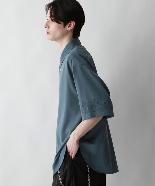 RAGEBLUE(レイジブルー)の「【LUXURY+EASY】<接触冷感>ラグイージー/ドレープルーズ刺繍シャツ(シャツ/ブラウス・メンズ・ホワイト/グレー/ブルー・MEDIUM/LARGE)」の5枚目の写真