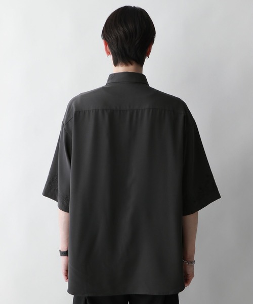 RAGEBLUE(レイジブルー)の「【LUXURY+EASY】<接触冷感>ラグイージー/ドレープルーズ刺繍シャツ(シャツ/ブラウス・メンズ・ホワイト/グレー/ブルー・MEDIUM/LARGE)」の9枚目の写真