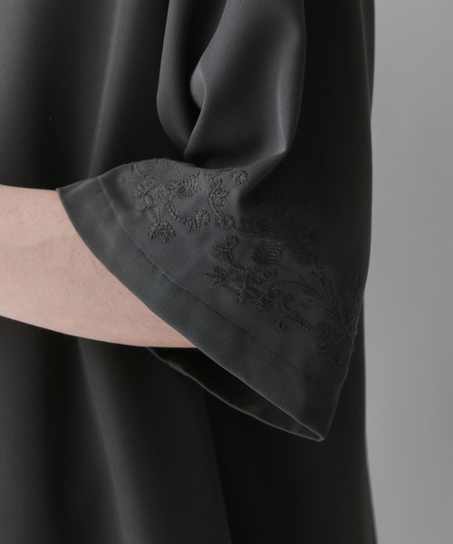 RAGEBLUE(レイジブルー)の「【LUXURY+EASY】<接触冷感>ラグイージー/ドレープルーズ刺繍シャツ(シャツ/ブラウス・メンズ・ホワイト/グレー/ブルー・MEDIUM/LARGE)」の13枚目の写真