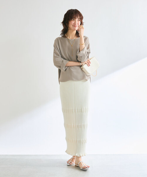 RIVE DROITE（リヴドロワ）の「【コーデのポイントに】ポインテッドラインミュール（サンダル・レディース・ホワイト/ブラック/ブラック系その他2/レッド・38/37）」の14枚目の写真