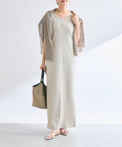 RIVE DROITE（リヴドロワ）の「【コーデのポイントに】ポインテッドラインミュール（サンダル・レディース・ホワイト/ブラック/ブラック系その他2/レッド・38/37）」の21枚目の写真