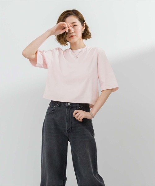 UR'S(ユアーズ)の「汗染み防止クロップドTシャツ(Tシャツ/カットソー・レディース・ブラック/ブルーグレー/ライトピンク/ブラウン/ホワイト/チャコール/ネイビー・S/M/L)」の10枚目の写真