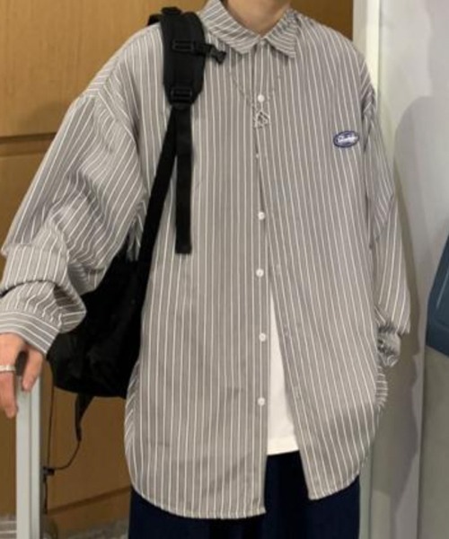 NOWLE（ノウル）の「【NOWLE】ワンポイント ロゴ ストライプシャツ（シャツ/ブラウス・メンズ・ブルー/ブラック・X-LARGE/LARGE/MEDIUM）」の3枚目の写真