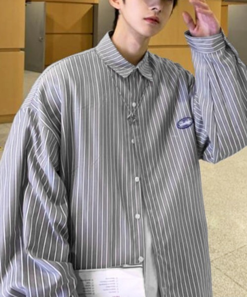 NOWLE（ノウル）の「【NOWLE】ワンポイント ロゴ ストライプシャツ（シャツ/ブラウス・メンズ・ブルー/ブラック・X-LARGE/LARGE/MEDIUM）」の6枚目の写真