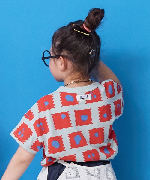 MARKEY'S(マーキーズ)の「総柄ワイドTシャツ(Tシャツ/カットソー・キッズ・ブルー/クリーム/オレンジ/パープル/オフホワイト/ブラック/アイボリー/ライトブルー/ライトグリーン/ピンク・LL/XS/S/M/L)」の6枚目の写真