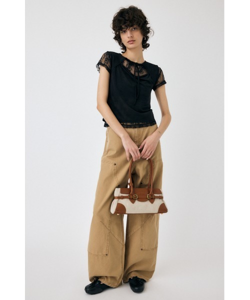 MOUSSY(マウジー)の「LACE LAYERED OPEN NECK トップス(Tシャツ/カットソー・レディース・ブラック/ブラウン/ライトブルー・FREE)」の6枚目の写真