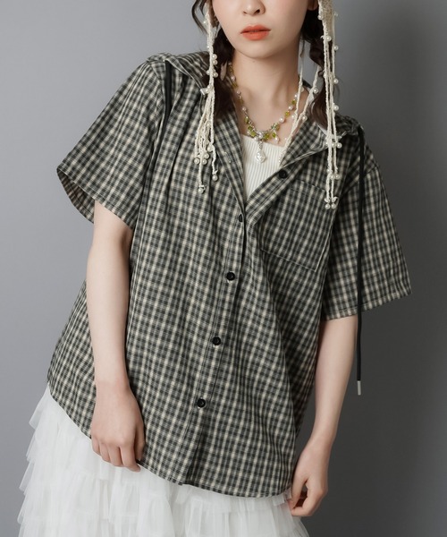 SPINNS（スピンズ）の「半袖チェックシャツパーカー（シャツ/ブラウス・レディース・ブラック/ベージュ/ネイビー・ONESIZE）」の22枚目の写真