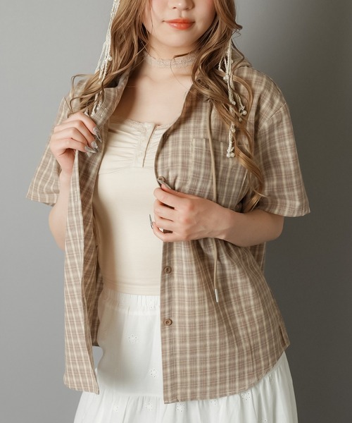 SPINNS（スピンズ）の「半袖チェックシャツパーカー（シャツ/ブラウス・レディース・ブラック/ベージュ/ネイビー・ONESIZE）」の13枚目の写真