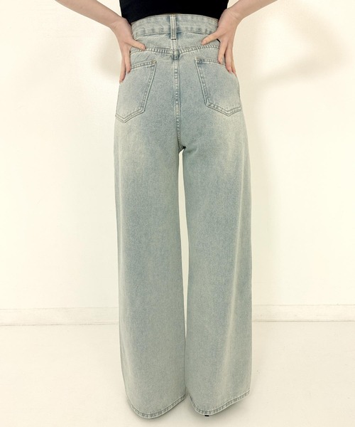 ANAP（アナップ）の「レイヤード風 デニム ワイド パンツ（デニムパンツ・レディース・ライトブルー・SMALL/MEDIUM）」の5枚目の写真