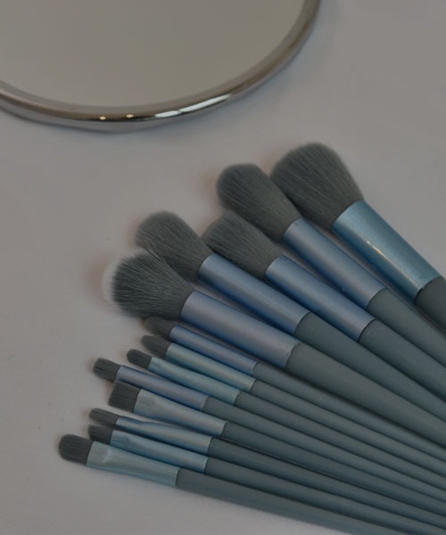 Mayree（メイリー）の「【resonance】ニュアンスカラー メイク ブラシセット【13本セット】(巾着ケース付き)（メイクブラシ・レディース・グリーン系1/ブラウン系1/イエロー系1/パープル系1/ブルー系1・FREE）」の17枚目の写真