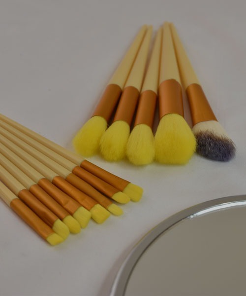 Mayree（メイリー）の「【resonance】ニュアンスカラー メイク ブラシセット【13本セット】(巾着ケース付き)（メイクブラシ・レディース・グリーン系1/ブラウン系1/イエロー系1/パープル系1/ブルー系1・FREE）」の8枚目の写真