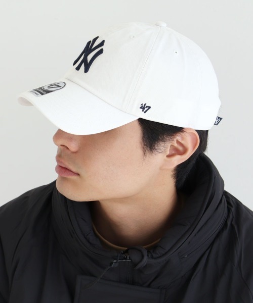'47（フォーティーセブン）の「【'47】Yankees '47 CLEAN UP ('47 クリーンナップ ニューヨーク・ヤンキース) / 26カラー（キャップ・メンズ・グレー/ブルー系その他3/ブルー系その他4/ホワイト×ブラック/チャコール/ネイビー×ホワイト/ブラック×ホワイト/ブラウン/ベージュ系その他/ベージュ系その他2/ピンク/ブルー系その他2/ブルー系その他5/ブルー系その他6/ナチュラル/ブルー系その他7/ダークグリーン/パープル系その他/パープル系その他2/レッド系その他/モスグリーン/ブルー系その他/グリーン系その他/パープル/グリーン系その他2/ブラック×ブラック・F）」の8枚目の写真
