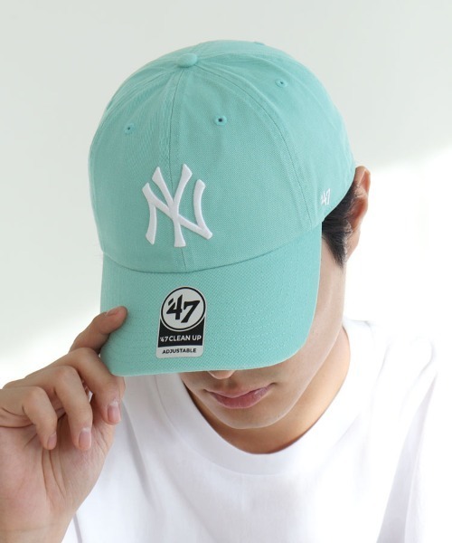 '47（フォーティーセブン）の「【'47】Yankees '47 CLEAN UP ('47 クリーンナップ ニューヨーク・ヤンキース) / 26カラー（キャップ・メンズ・グレー/ブルー系その他3/ブルー系その他4/ホワイト×ブラック/チャコール/ネイビー×ホワイト/ブラック×ホワイト/ブラウン/ベージュ系その他/ベージュ系その他2/ピンク/ブルー系その他2/ブルー系その他5/ブルー系その他6/ナチュラル/ブルー系その他7/ダークグリーン/パープル系その他/パープル系その他2/レッド系その他/モスグリーン/ブルー系その他/グリーン系その他/パープル/グリーン系その他2/ブラック×ブラック・F）」の14枚目の写真