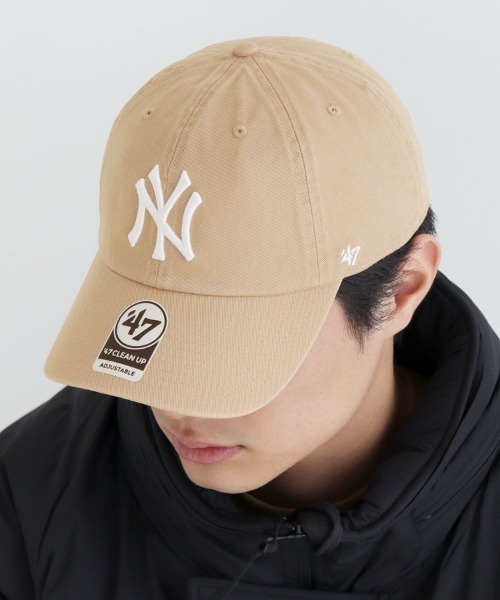 '47（フォーティーセブン）の「【'47】Yankees '47 CLEAN UP ('47 クリーンナップ ニューヨーク・ヤンキース) / 26カラー（キャップ・メンズ・グレー/ブルー系その他3/ブルー系その他4/ホワイト×ブラック/チャコール/ネイビー×ホワイト/ブラック×ホワイト/ブラウン/ベージュ系その他/ベージュ系その他2/ピンク/ブルー系その他2/ブルー系その他5/ブルー系その他6/ナチュラル/ブルー系その他7/ダークグリーン/パープル系その他/パープル系その他2/レッド系その他/モスグリーン/ブルー系その他/グリーン系その他/パープル/グリーン系その他2/ブラック×ブラック・F）」の10枚目の写真