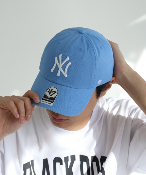 '47（フォーティーセブン）の「【'47】Yankees '47 CLEAN UP ('47 クリーンナップ ニューヨーク・ヤンキース) / 26カラー（キャップ・メンズ・グレー/ブルー系その他3/ブルー系その他4/ホワイト×ブラック/チャコール/ネイビー×ホワイト/ブラック×ホワイト/ブラウン/ベージュ系その他/ベージュ系その他2/ピンク/ブルー系その他2/ブルー系その他5/ブルー系その他6/ナチュラル/ブルー系その他7/ダークグリーン/パープル系その他/パープル系その他2/レッド系その他/モスグリーン/ブルー系その他/グリーン系その他/パープル/グリーン系その他2/ブラック×ブラック・F）」の19枚目の写真